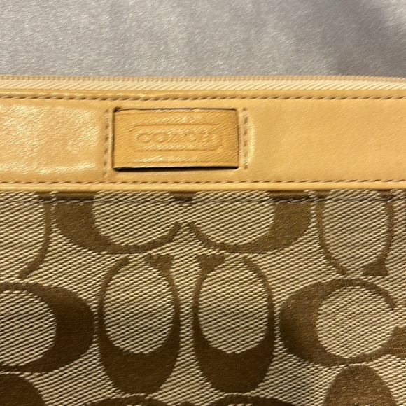 Coach Signature Wristlet - Picture 6 of 12